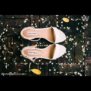 White Steve Madden irenee block heel sandal